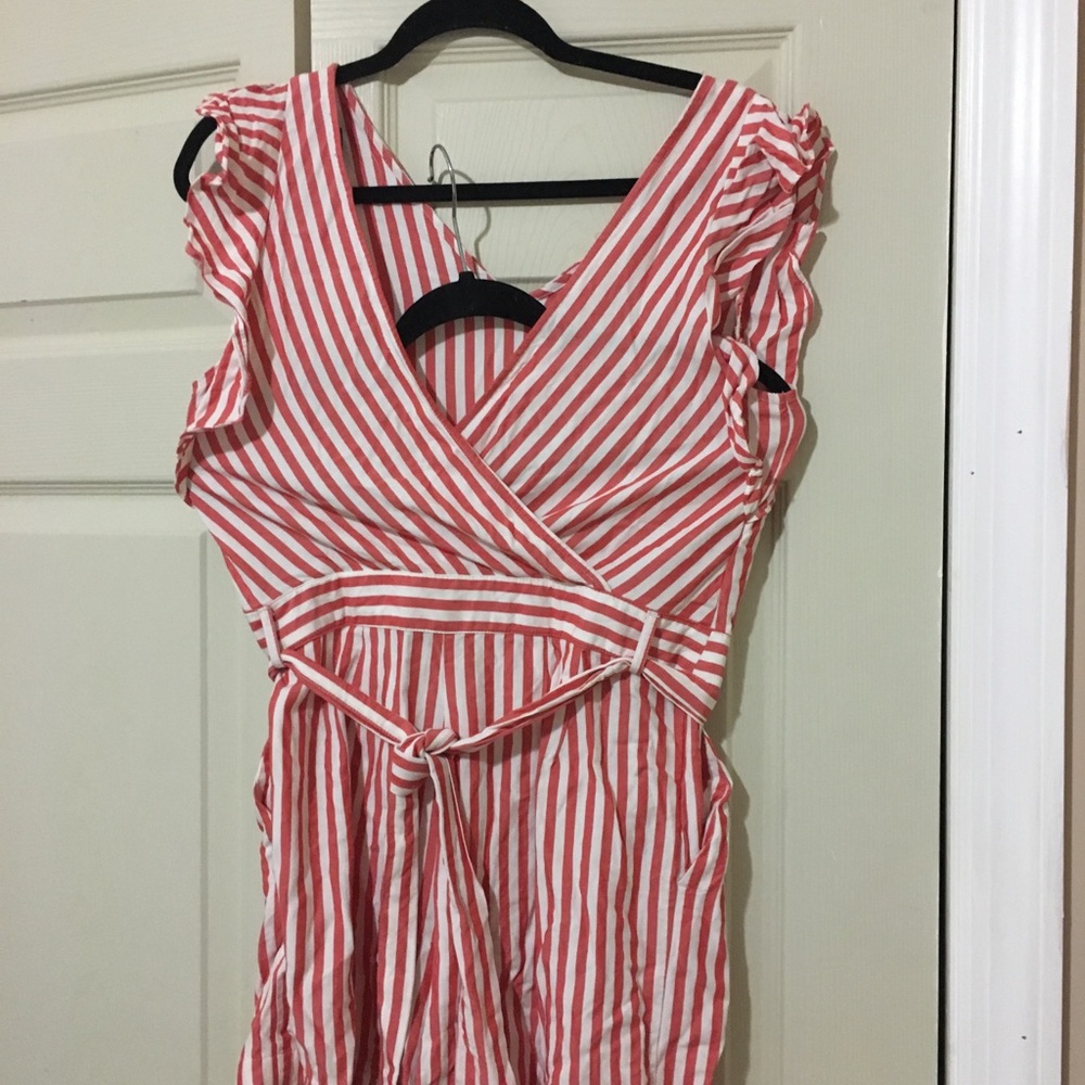 Loft Ruffled sleeve romper